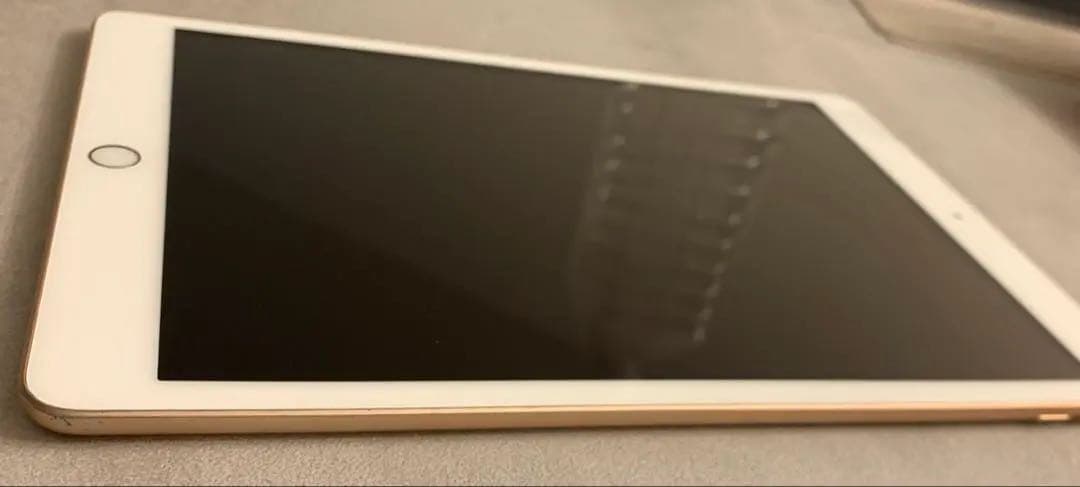 iPad 第7世代 32GB ケース付き