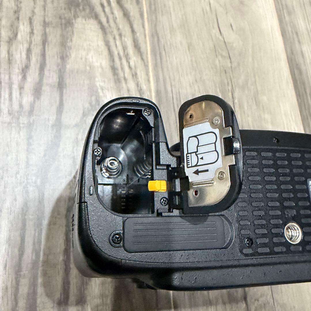 Nikon D7200 18-300VRスーパーズームキット ニコン 一眼レフ