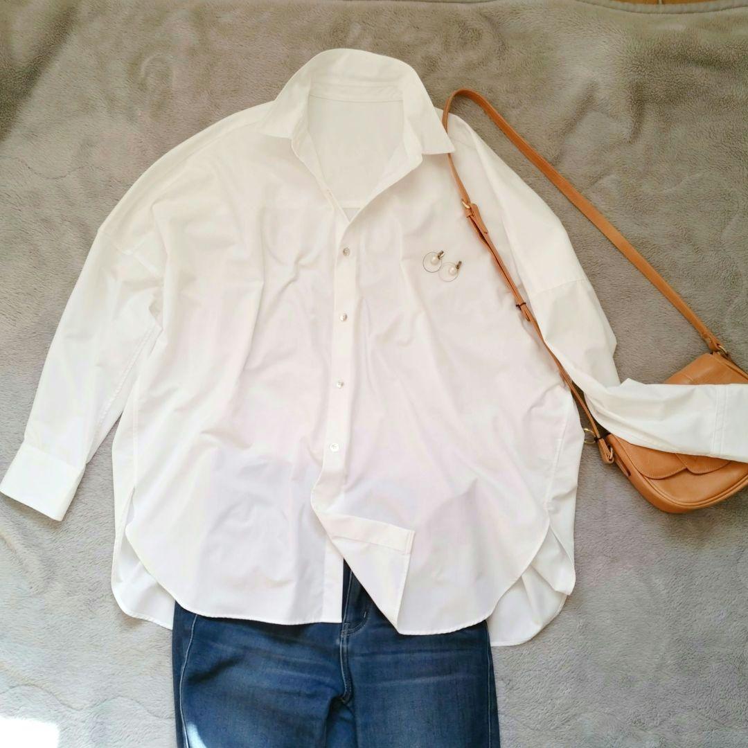 LOUNGEDRESS サテンBIGシャツ 長袖 ホワイト サイズフリー