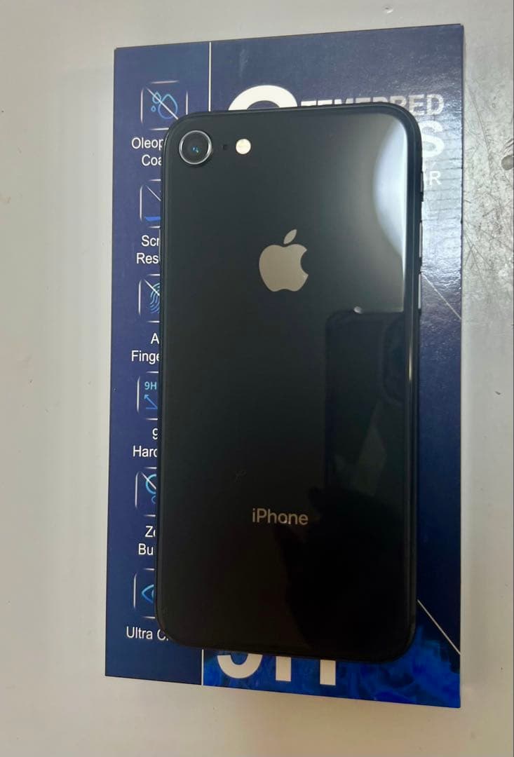 Apple iPhone 8 64GB スペースグレー