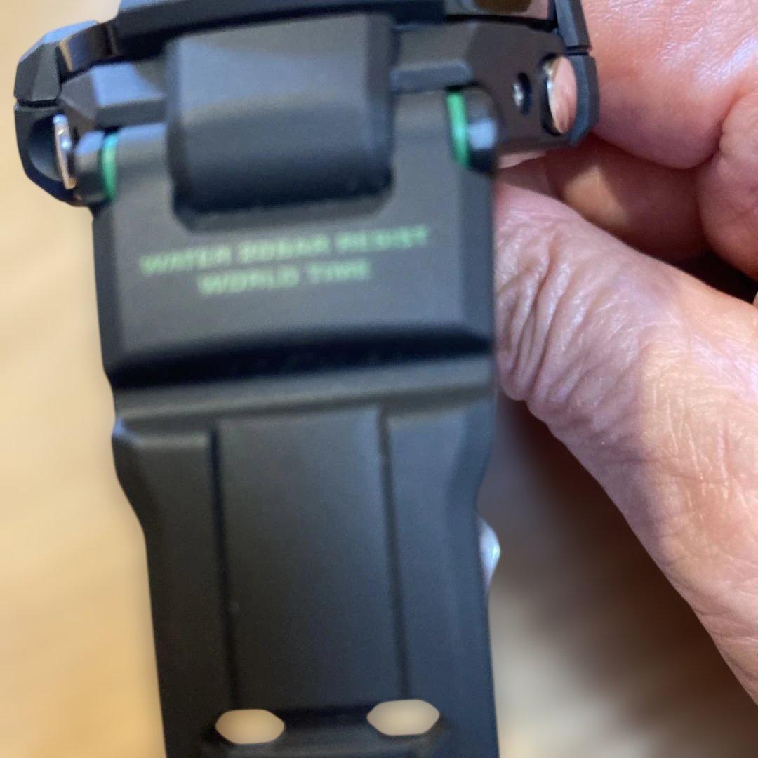 CASIO G-SHOCK TWINSENSOR 腕時計 GA-1100