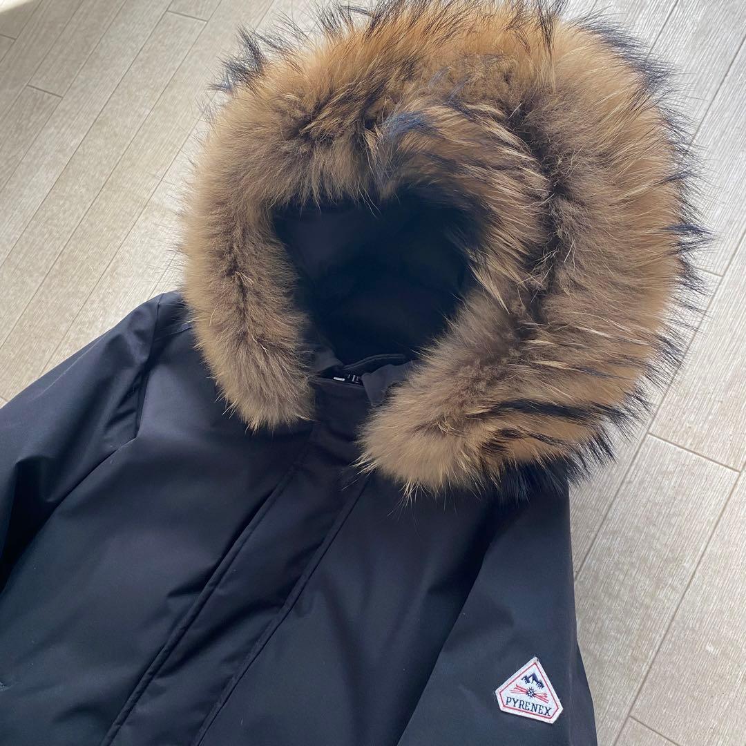 ピレネックス　ダウンコート　ブラック