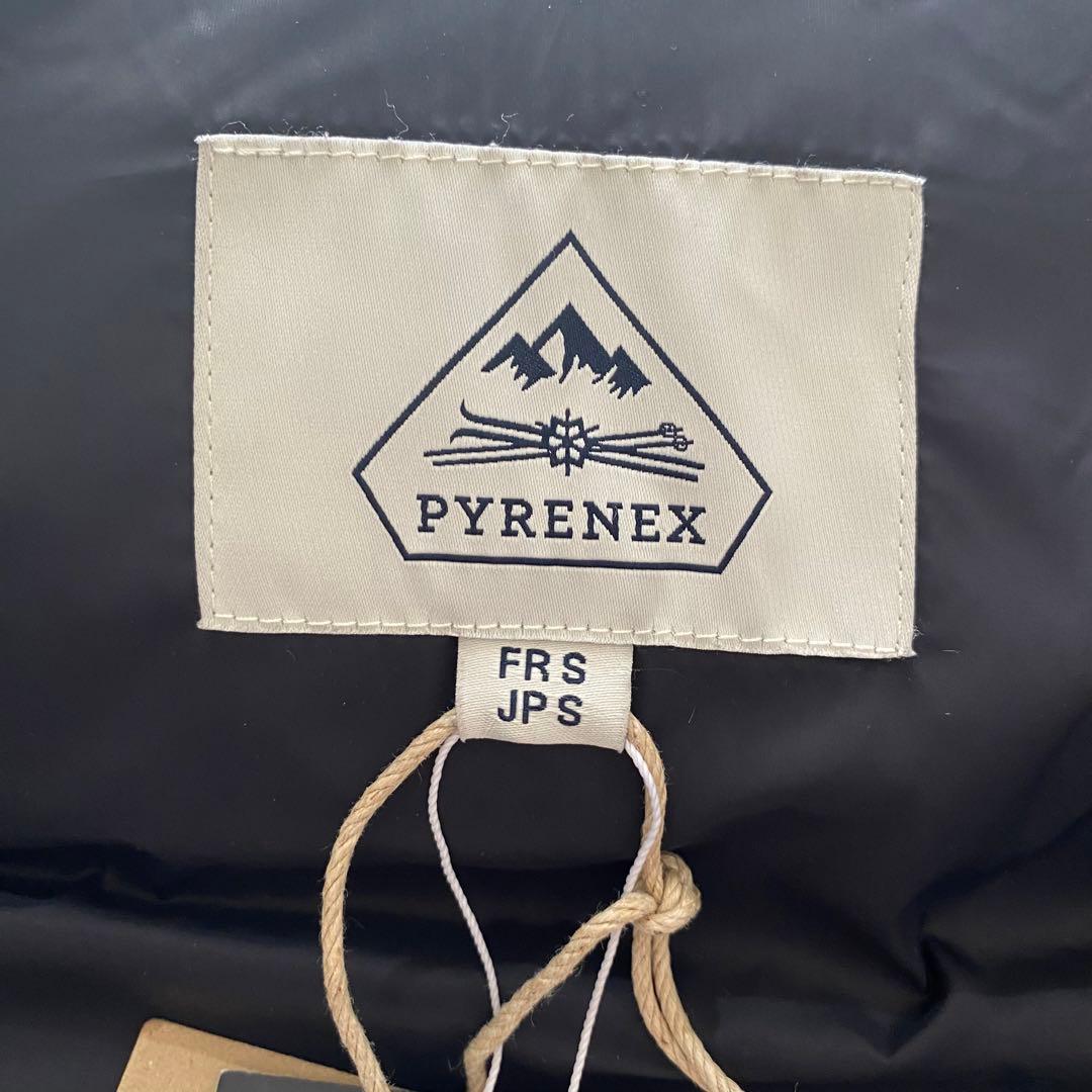 ピレネックス　ダウンコート　ブラック