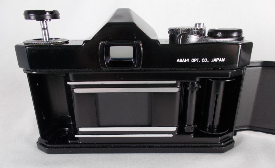 フィルムカメラ 整備済　Pentax SP　+ レンズ f/1.4　Q262