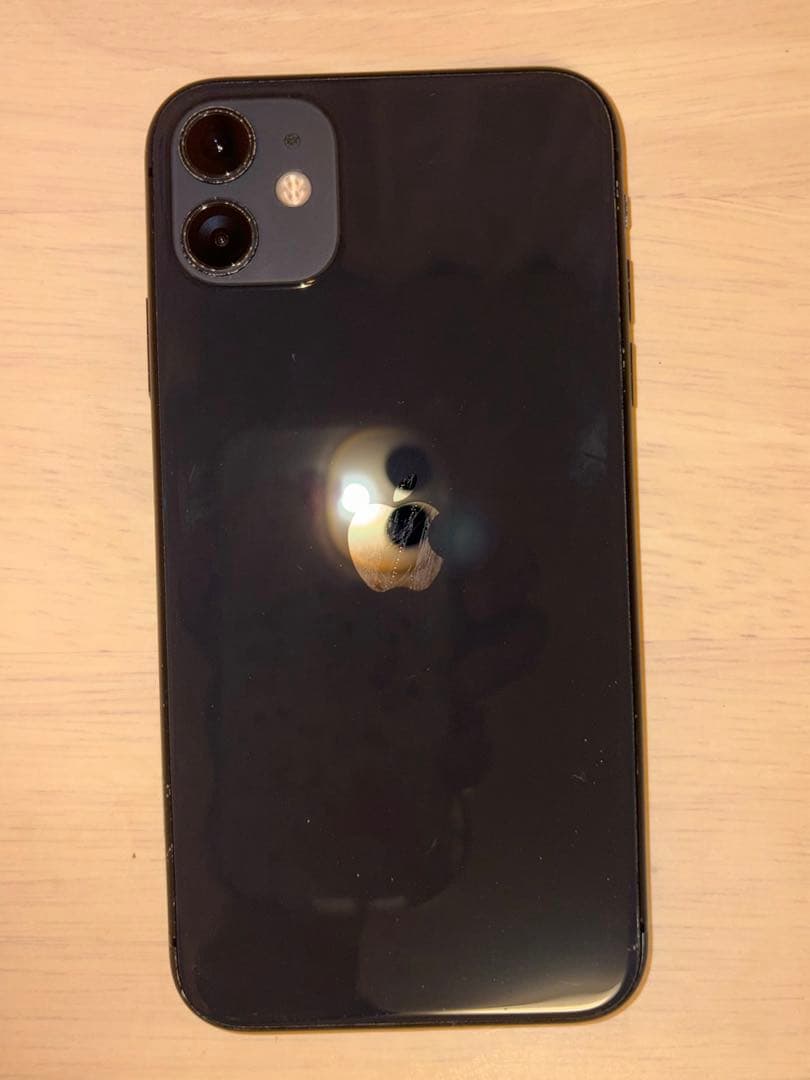 Apple iPhone11　ブラック　本体