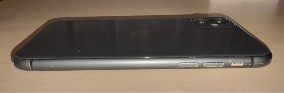 Apple iPhone11　ブラック　本体