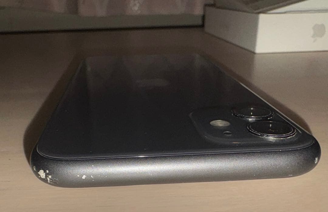 Apple iPhone11　ブラック　本体