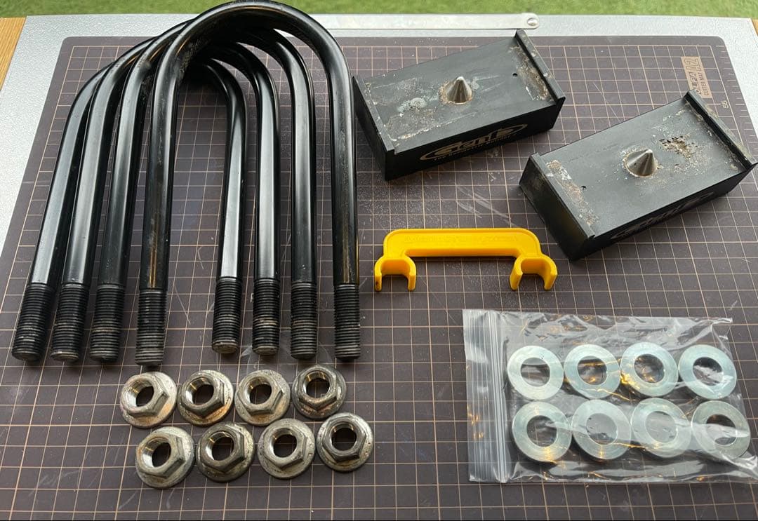 玄武　ハイエース　1インチローダウンブロック