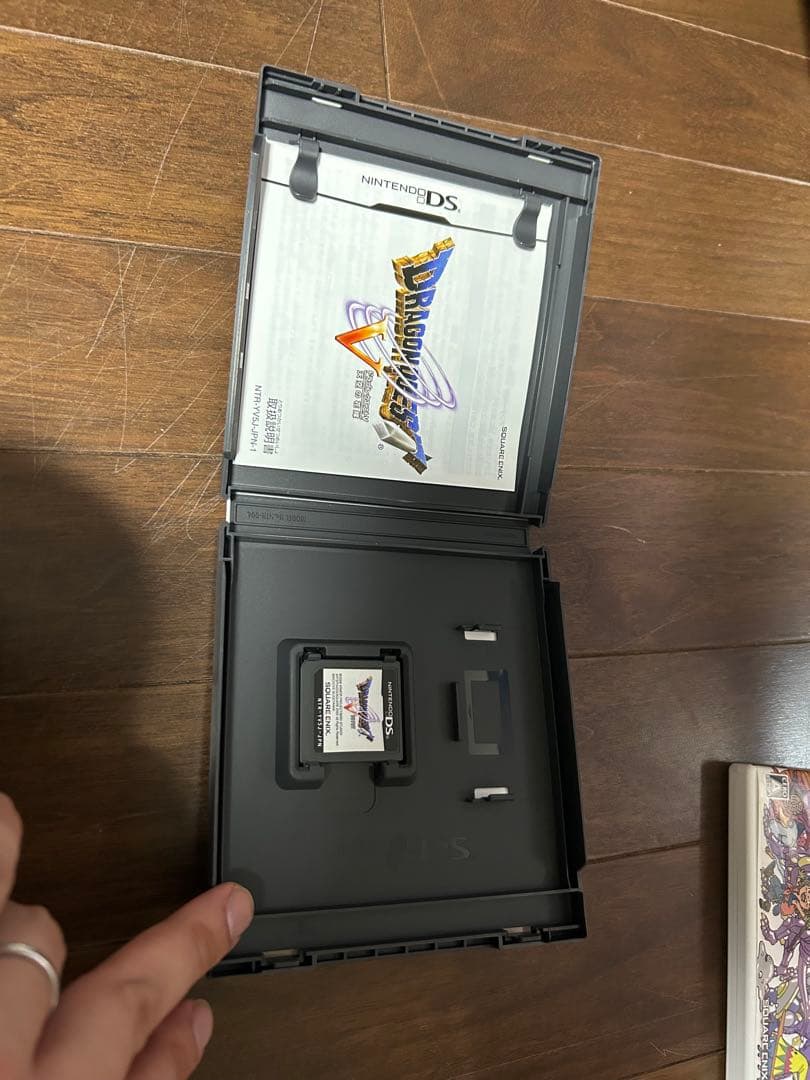 はぐれメタル ds ＋ドラクエ4.5.6.9.M2 ＋充電器＋おまけ