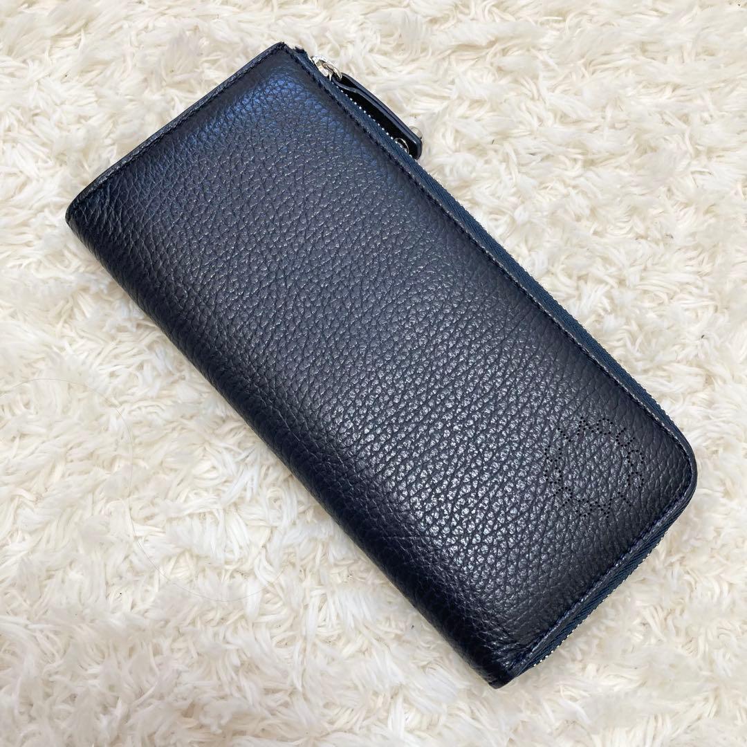 未使用級✨ 定価4.6万 イアクッチ リサッカ ウォレット L CERVO 紺