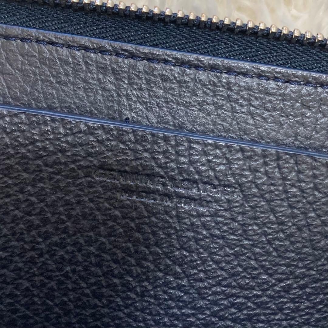 未使用級✨ 定価4.6万 イアクッチ リサッカ ウォレット L CERVO 紺