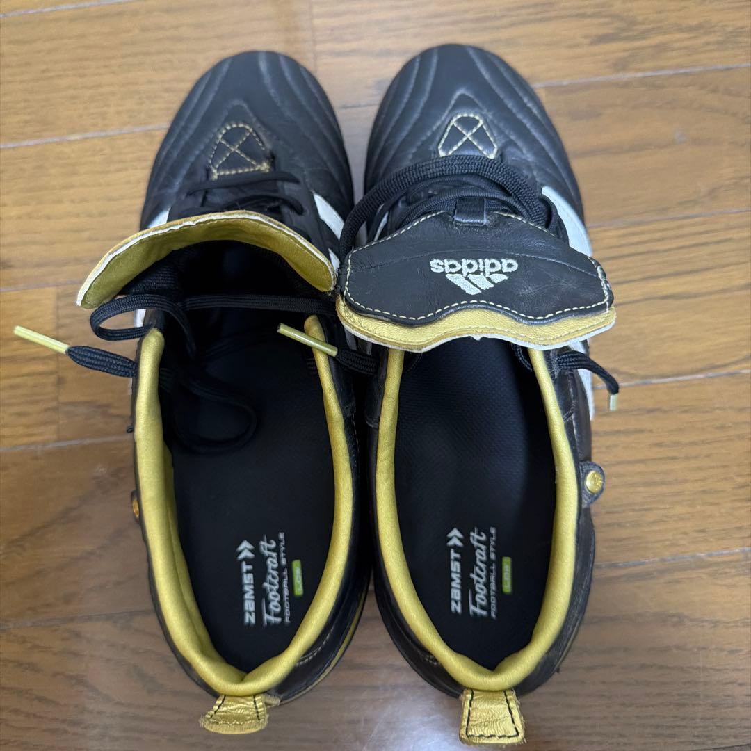仮*ガ様 adidas サッカー ブラック/ホワイト/ゴールド adipure