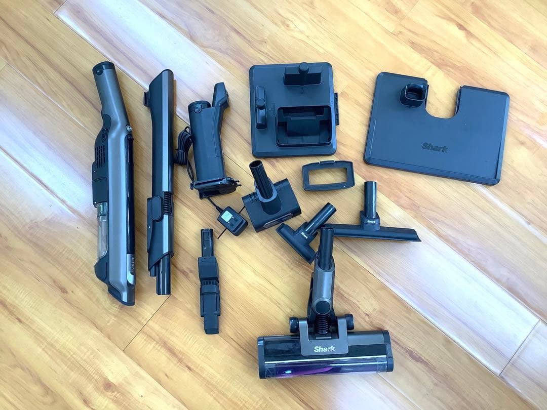 [z436]Shark シャーク コードレス掃除機 CS851JBR