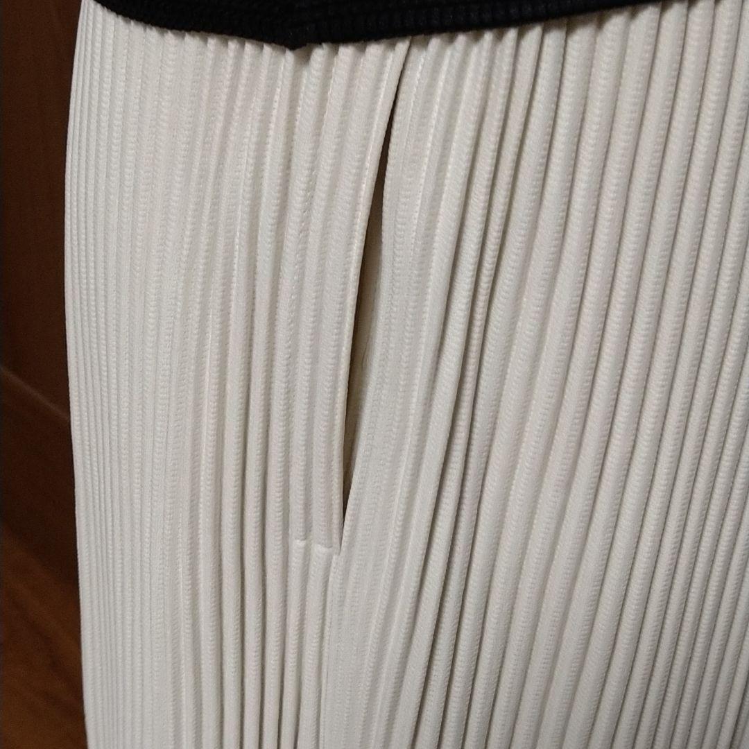 イッセイミヤケプリーツ袴パンツ