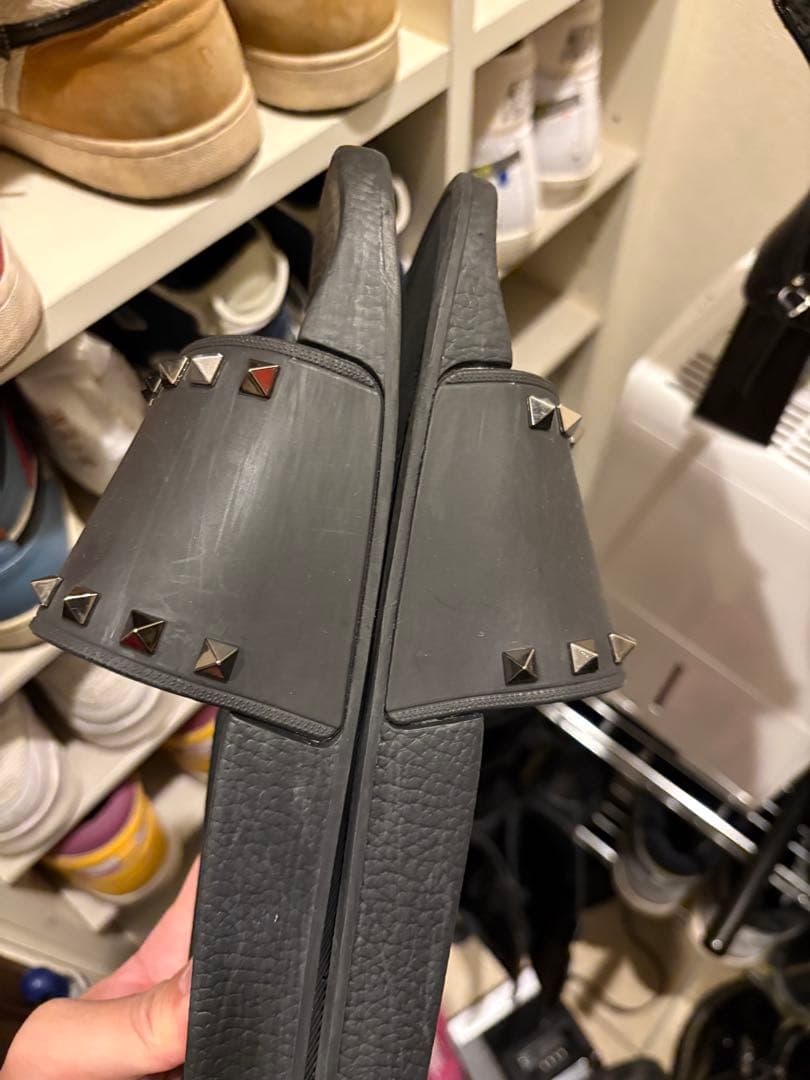 ヴァレンティノ　べナッシ　サンダル