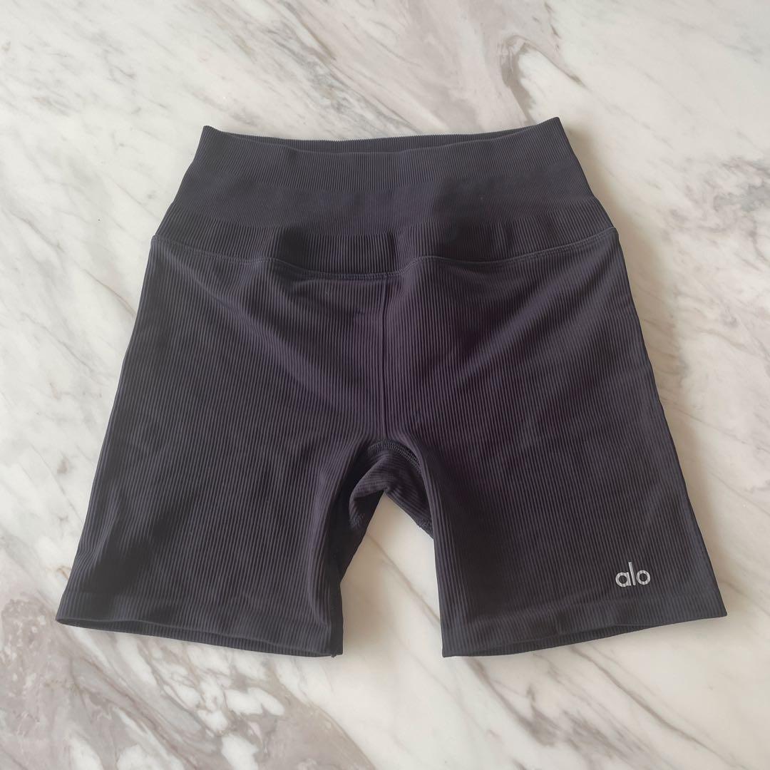 Alo yoga ショートレギンス 黒 XS