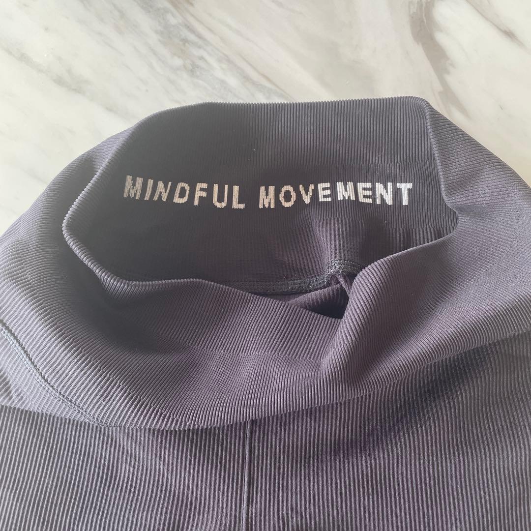 Alo yoga ショートレギンス 黒 XS