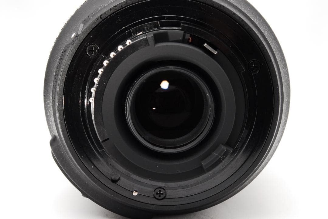Nikon ニコン AF-S 18-105mm f3.5-5.6G VR 中望遠