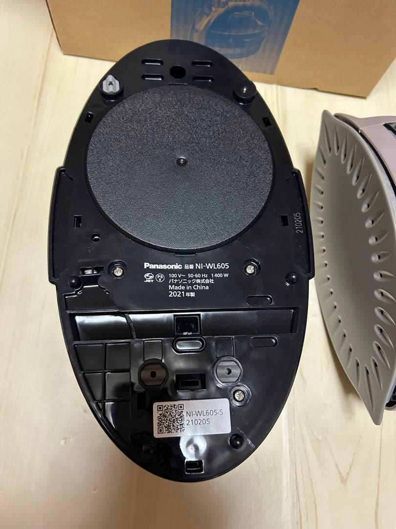 コードレススチームアイロン