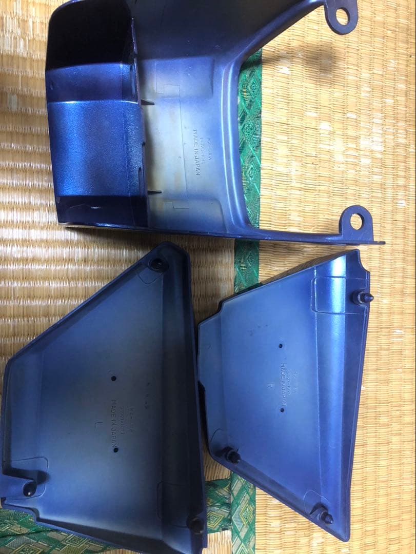 Kawasaki Z400 FX タンク・外装