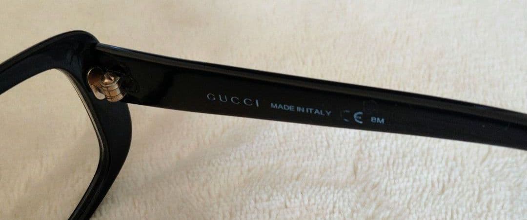 GUCCI メガネ　メガネケース