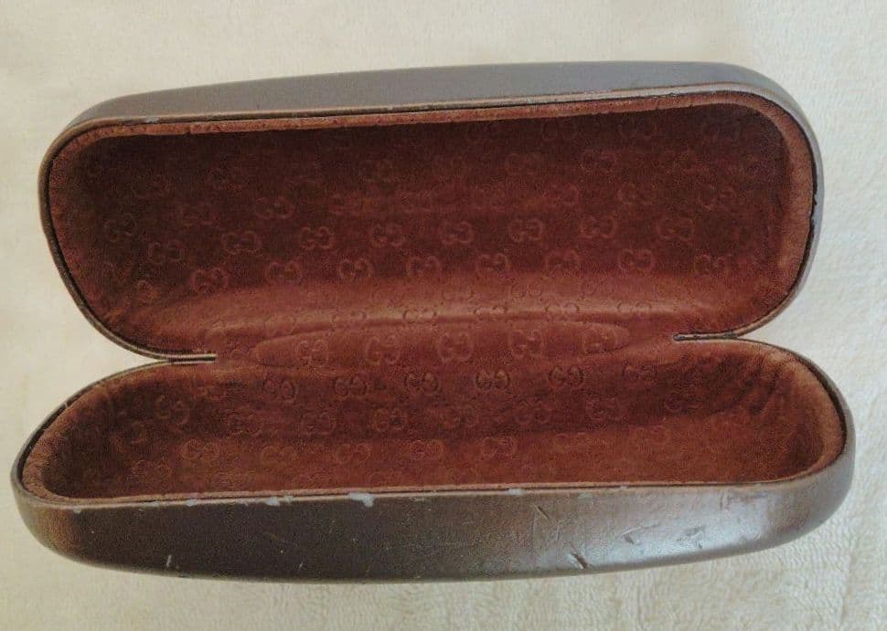 GUCCI メガネ　メガネケース