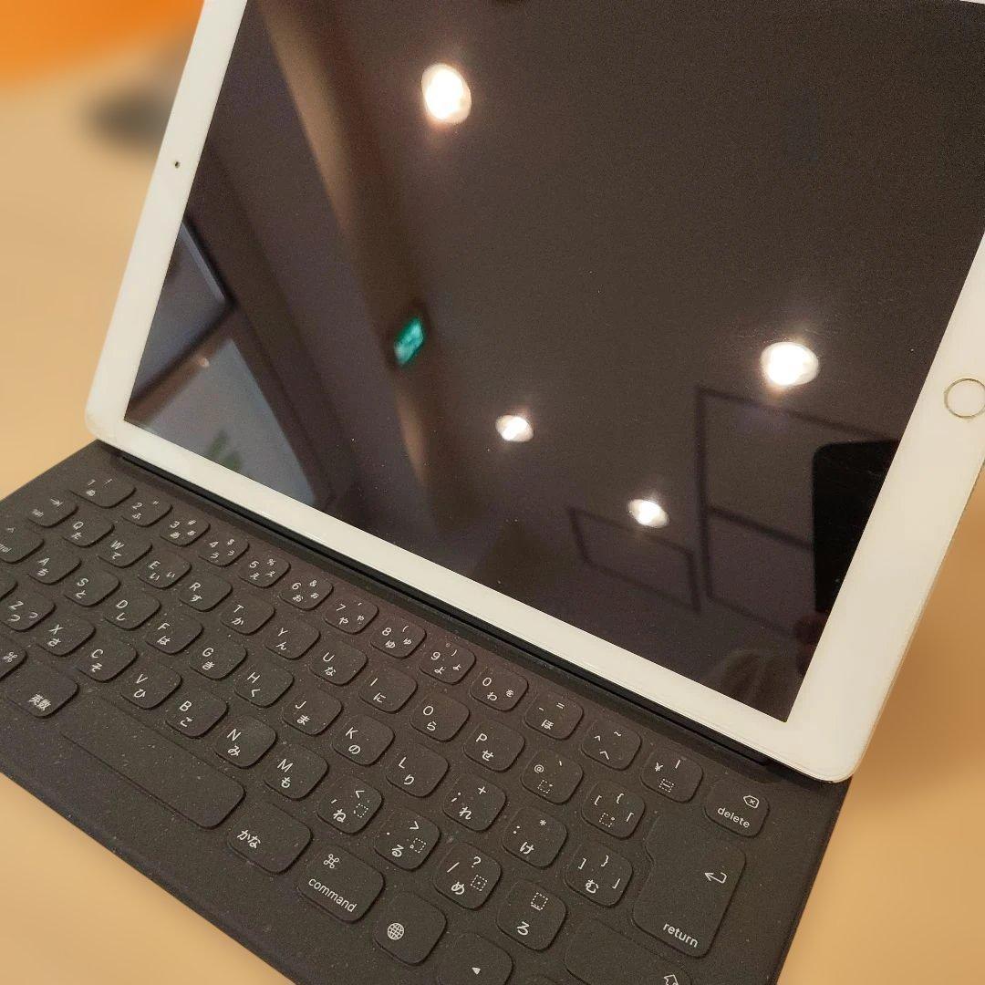 iPad Pro (12.9インチ) (第2世代) 64GB　Keybord付き