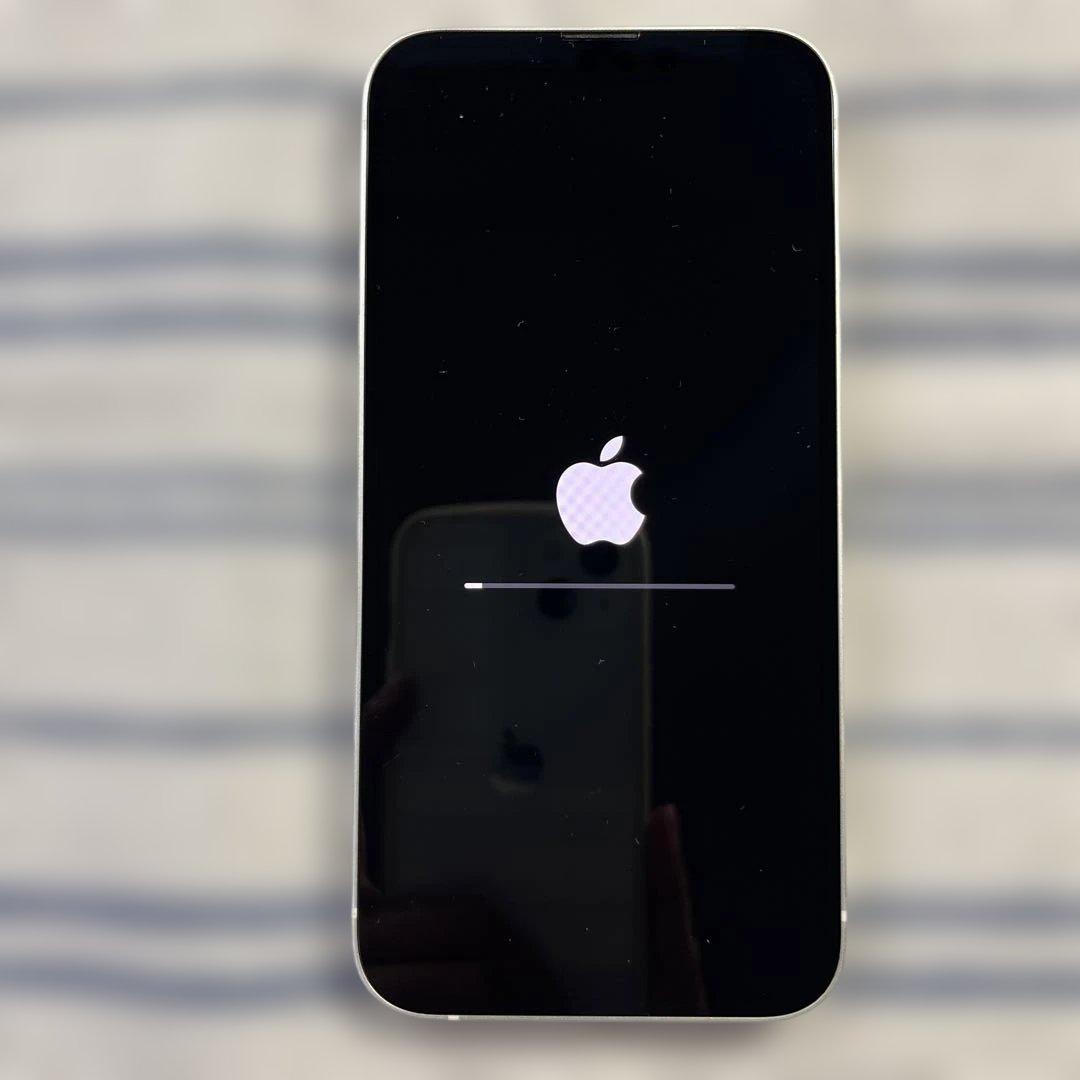 iPhone 13 128GB スターライト 美品！