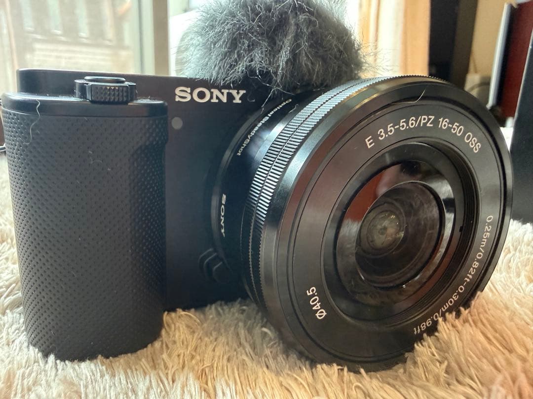 美品SONY ZV-E10 （SEL50F18/SELP1650）純正グリップ他