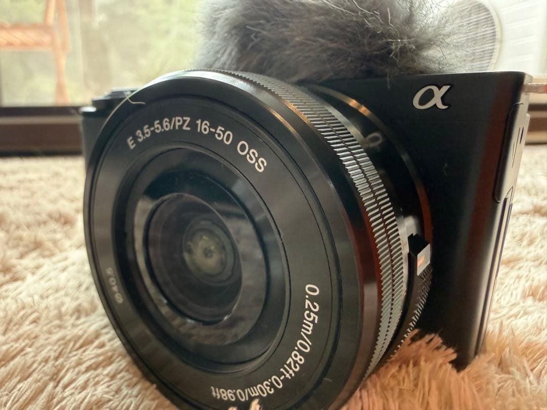 美品SONY ZV-E10 （SEL50F18/SELP1650）純正グリップ他