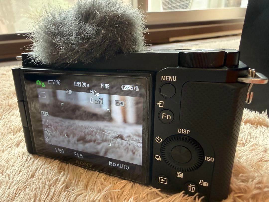 美品SONY ZV-E10 （SEL50F18/SELP1650）純正グリップ他