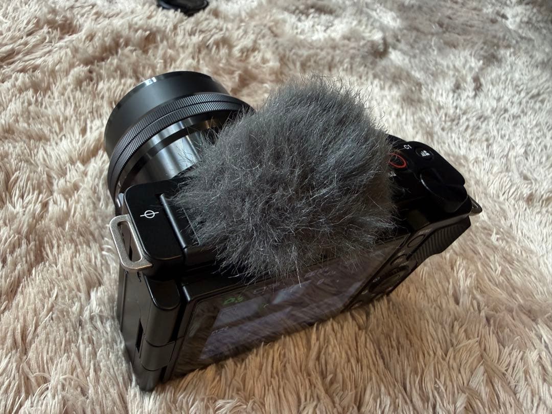 美品SONY ZV-E10 （SEL50F18/SELP1650）純正グリップ他