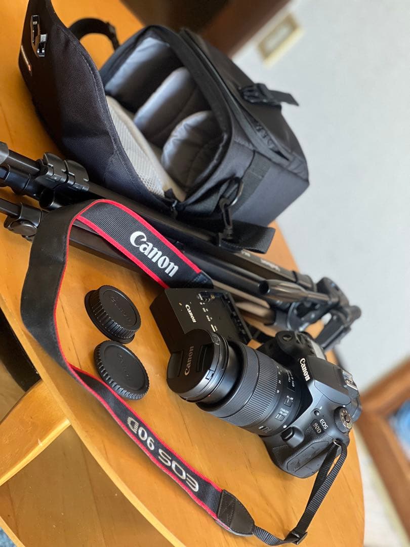 デジタルカメラ CANON 90D