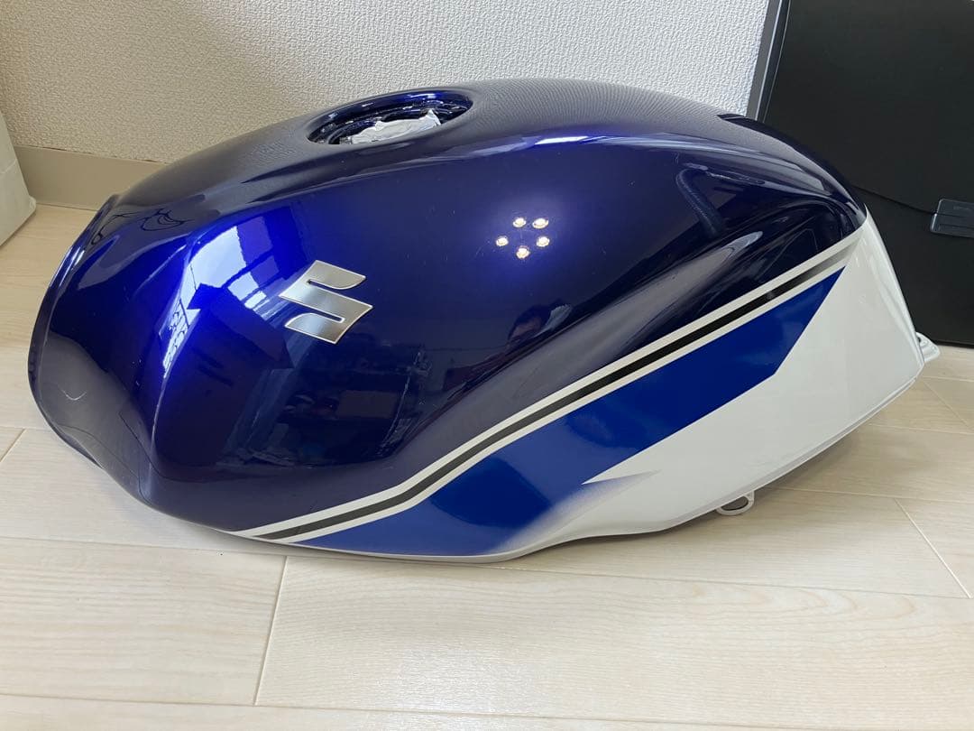 gsx250fx 純正タンク　凹みなし