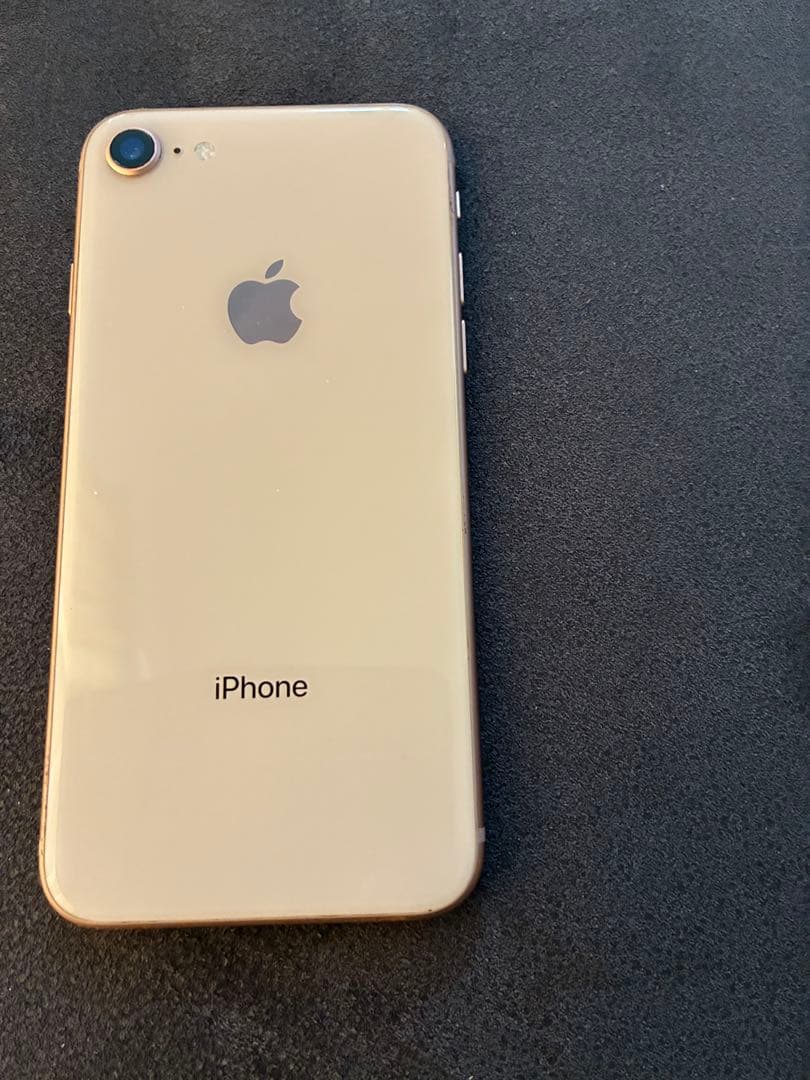 iPhone 8ピンクゴールド64G