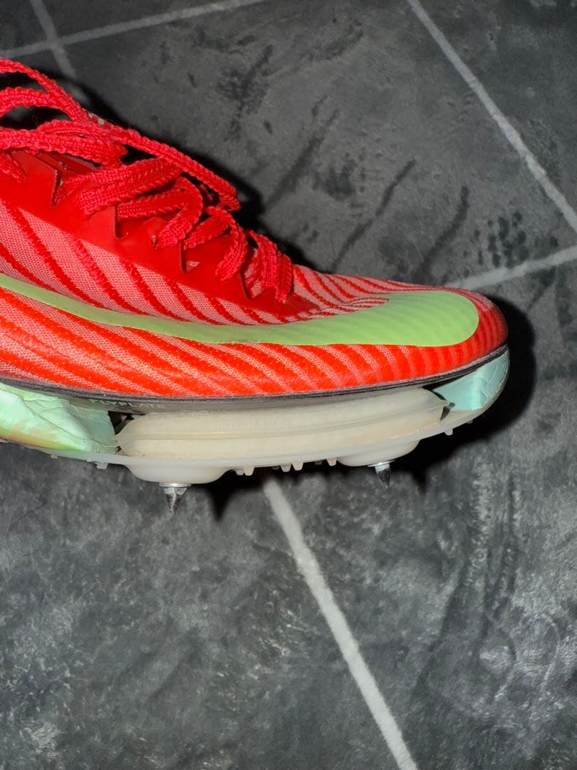 Nikeマックスフライ2