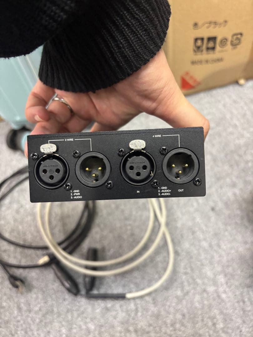 HOLLYLAND ワイヤレT1000 2/4wire converter 付き