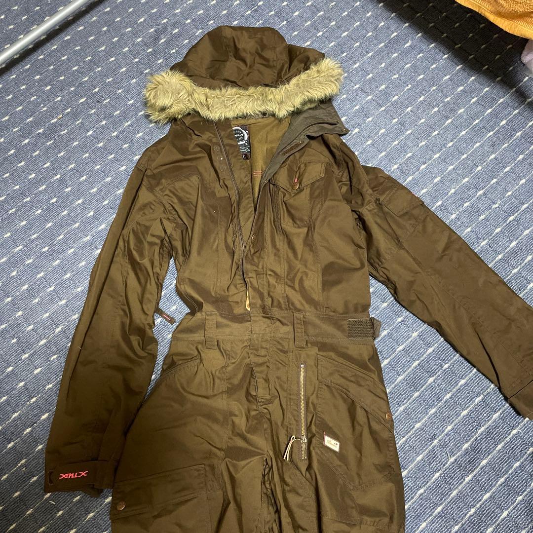 XNIXスノーボードウェアつなぎ　スノーボードウェア