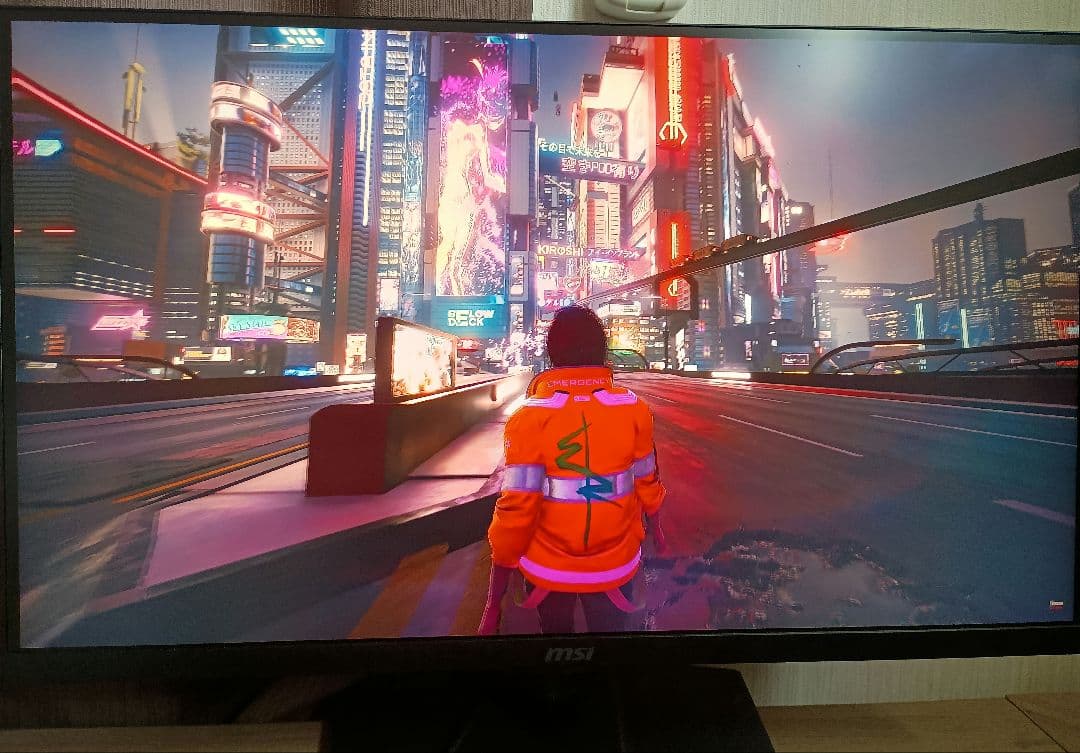 MSI MPG-274URF-QD 27インチ 4K ゲーミングモニター