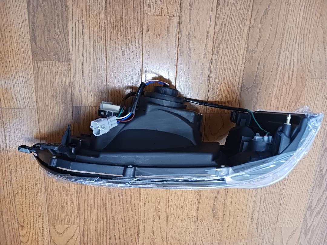 デュトロ　ダイナ　トヨエース　 ヘッドライトユニット 左右セット(社外品)