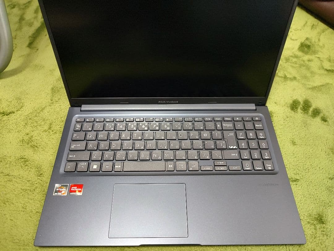 U*A様 ASUS Vivobook 美品　15.6インチ SSD1TB メモリ