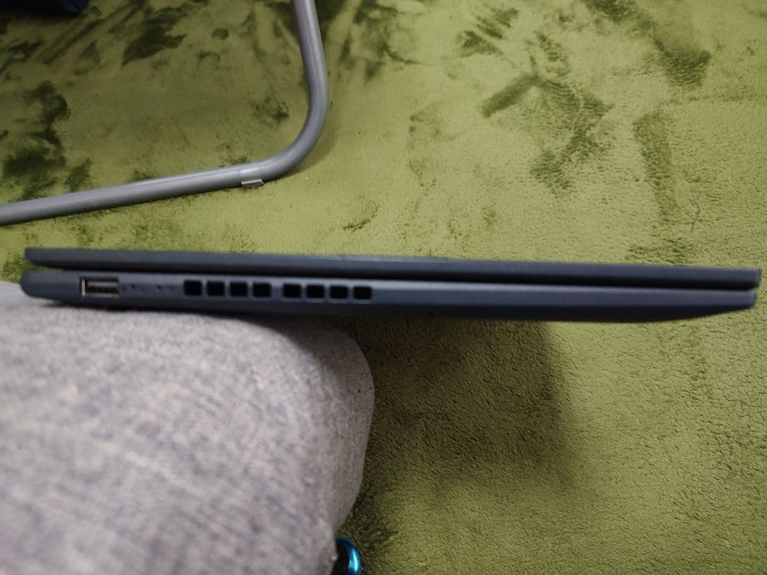 U*A様 ASUS Vivobook 美品　15.6インチ SSD1TB メモリ