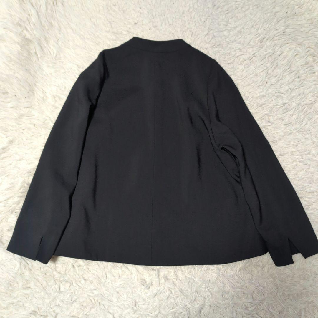 アデュートリステス 　リーフカット　ノーカラージャケット　黒　タグ付き