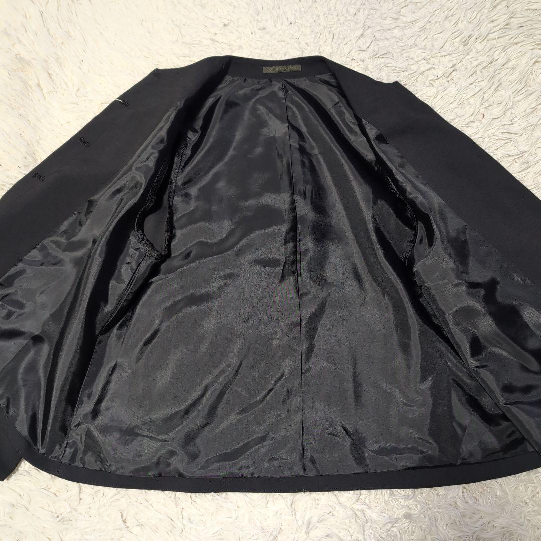 アデュートリステス 　リーフカット　ノーカラージャケット　黒　タグ付き