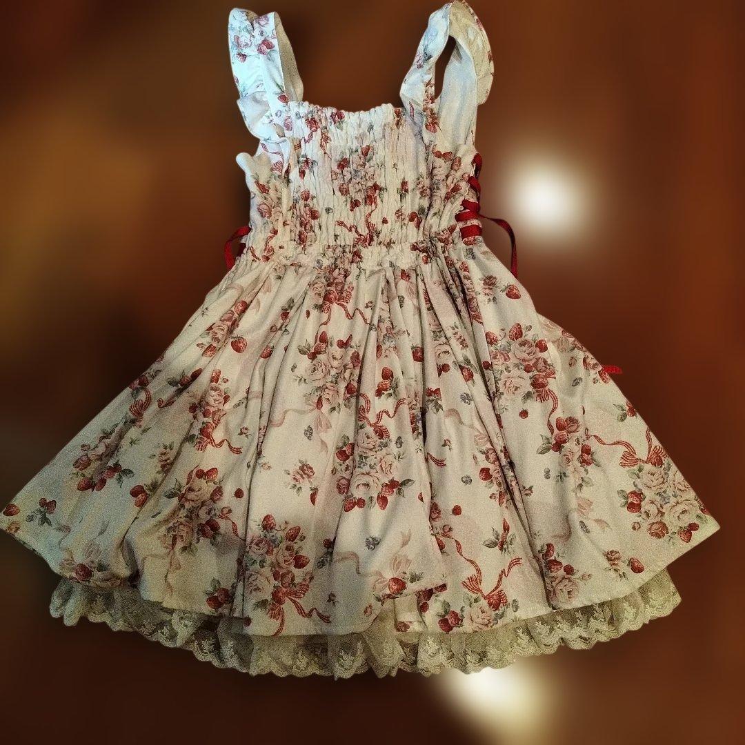 リズリサ　ワンピース　イチゴ柄