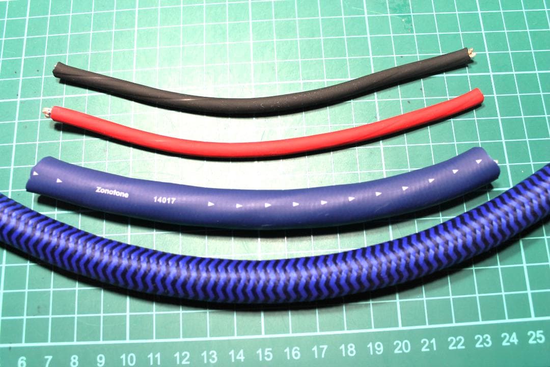 Zonotone 7NSP-Neo Grandio 07Hi　ジャンパーケーブル