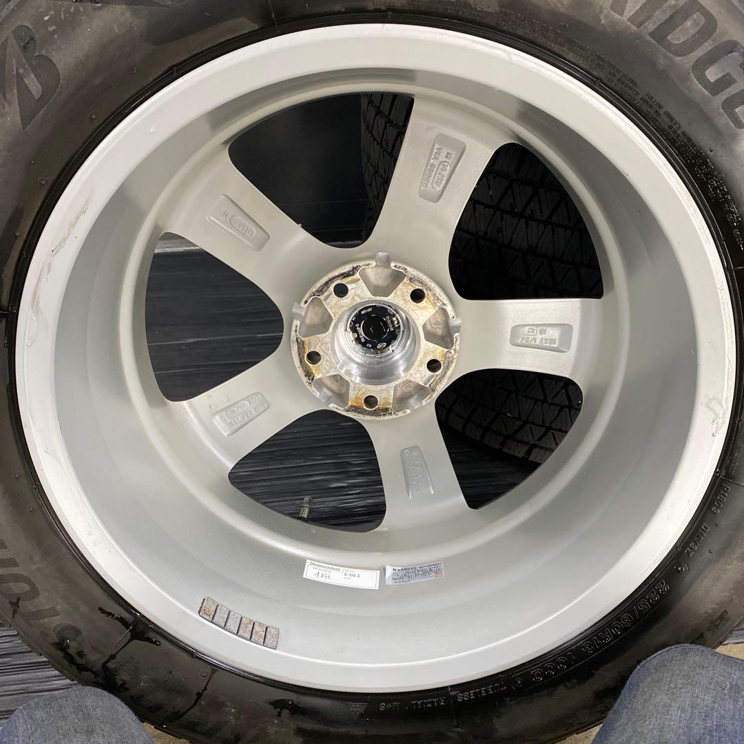バリ溝‼️ブリヂストンブリザックスタッドレスセット225/60R18ハリアー等