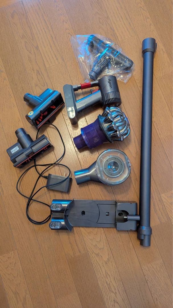 ダイソン　スティッククリーナー本体 充電ドック付き