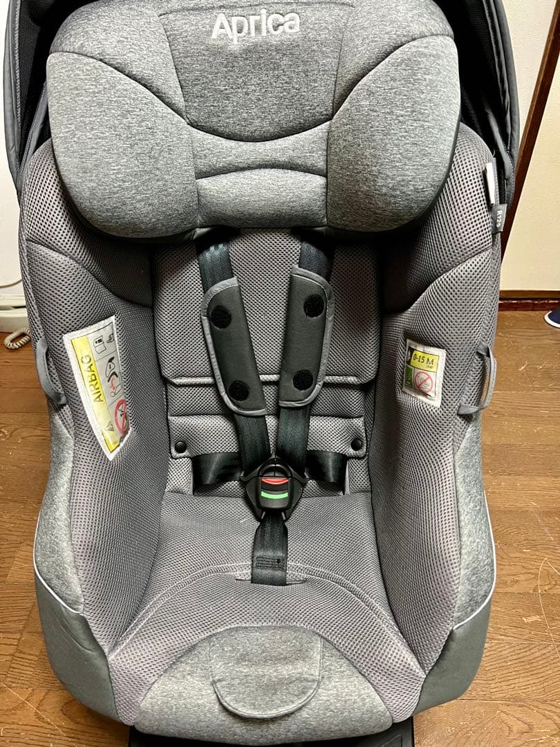 Aprica グレー チャイルドシート