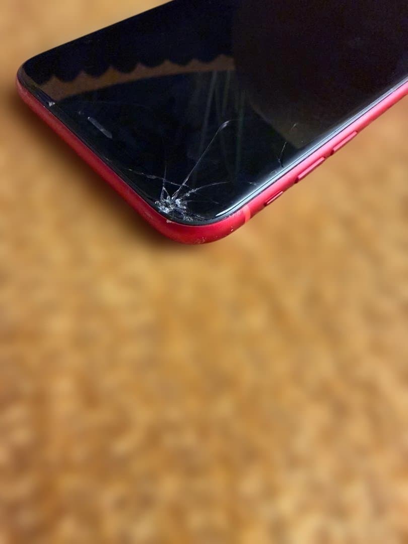 iPhone XR 64GB RED 本体